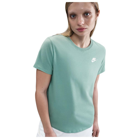 Nike Γυναικεία κοντομάνικη μπλούζα Sportswear Club Essentials T-Shirt